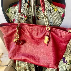 COACH MADISON EAST WEST LEATHER TOTE LI SCARLET F26769